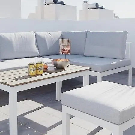 Modern Townhouse In Torrevieja, Costa Blanca Daire *